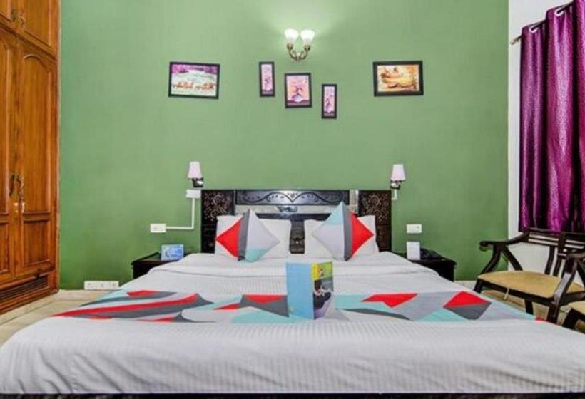 Hotel Fabexpress Ashray