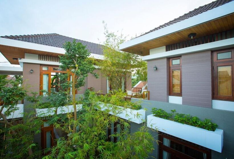 هتل Hanging Garden Hoi An