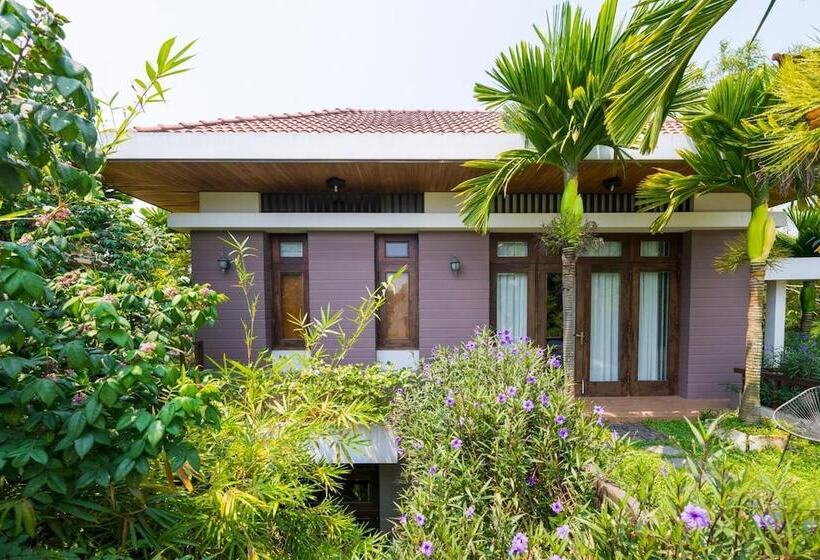 هتل Hanging Garden Hoi An