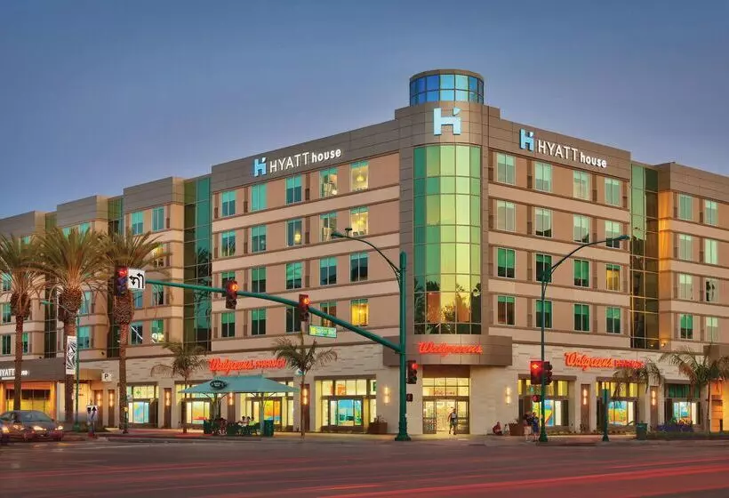ホテル Hyatt House At Anaheim Resort/convention Center