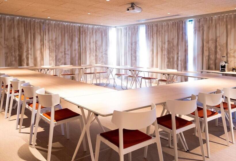 ホテル Ibis Montauban