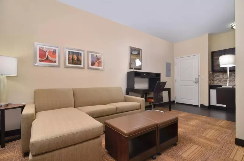 Hotelli Staybridge Suites Tomball, An Ihg