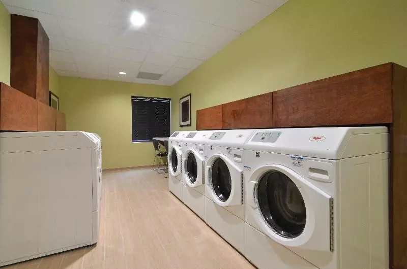 Hotelli Staybridge Suites Tomball, An Ihg