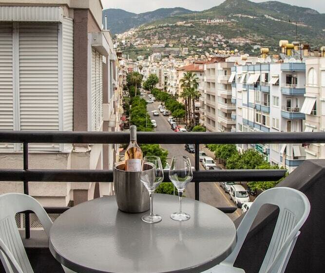 En Vie Beach Boutique Hotel Adults Only