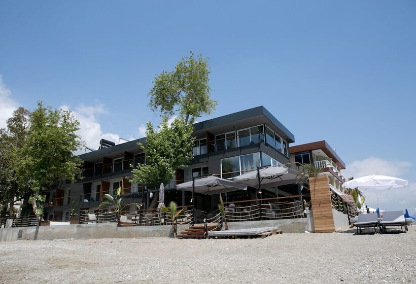 En Vie Beach Boutique Hotel Adults Only