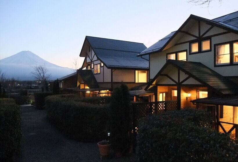 Lake Villa Kawaguchiko