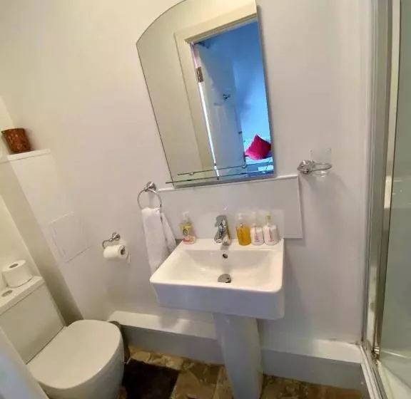 ペンション 16 Pilrig Guest House