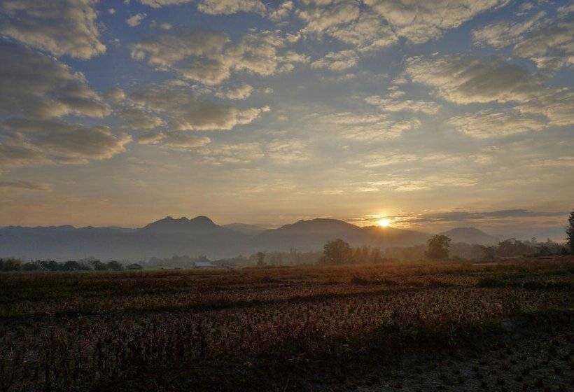 פנסיון Ban Nam Hoo