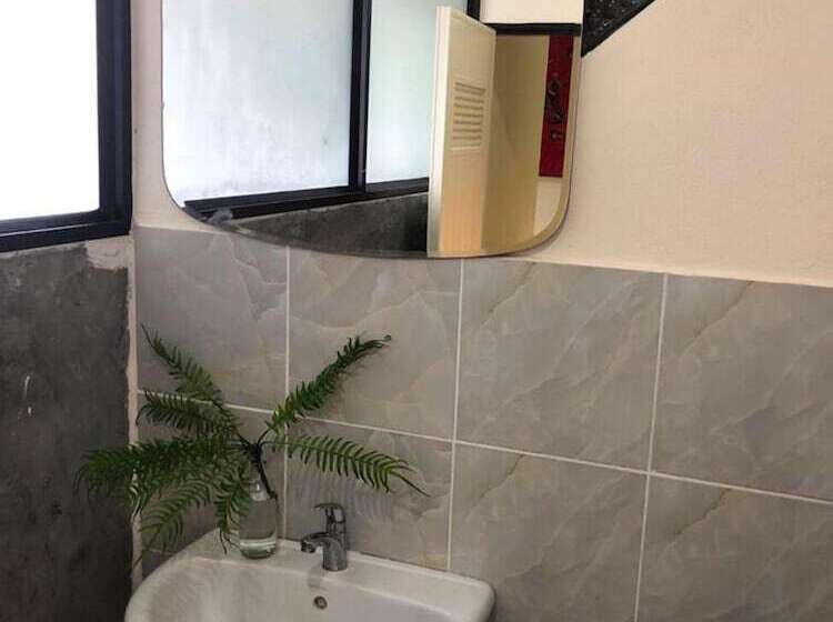 펜션 Lanta Complex