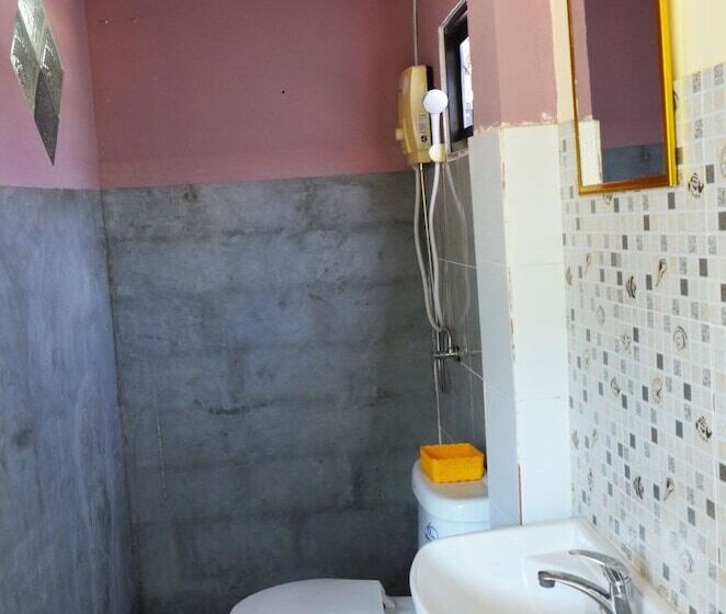 펜션 Lanta Complex