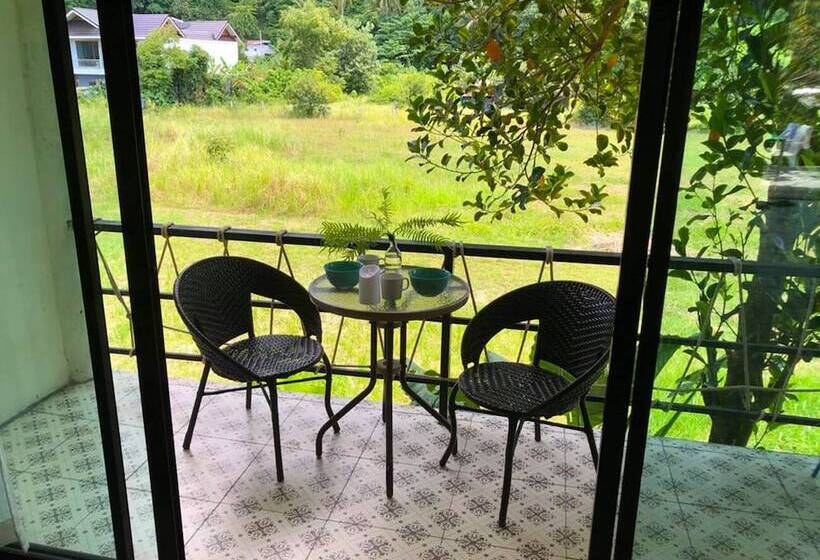 펜션 Lanta Complex