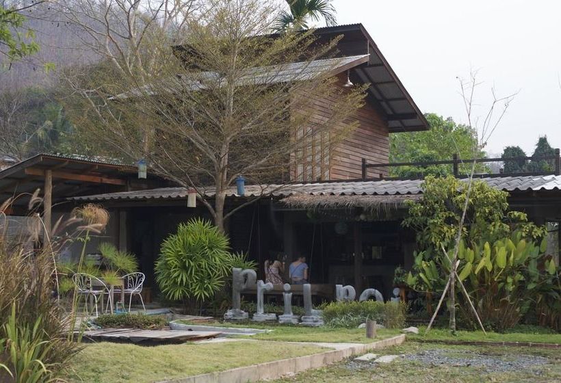 Majatalo Prilpai Guesthouse