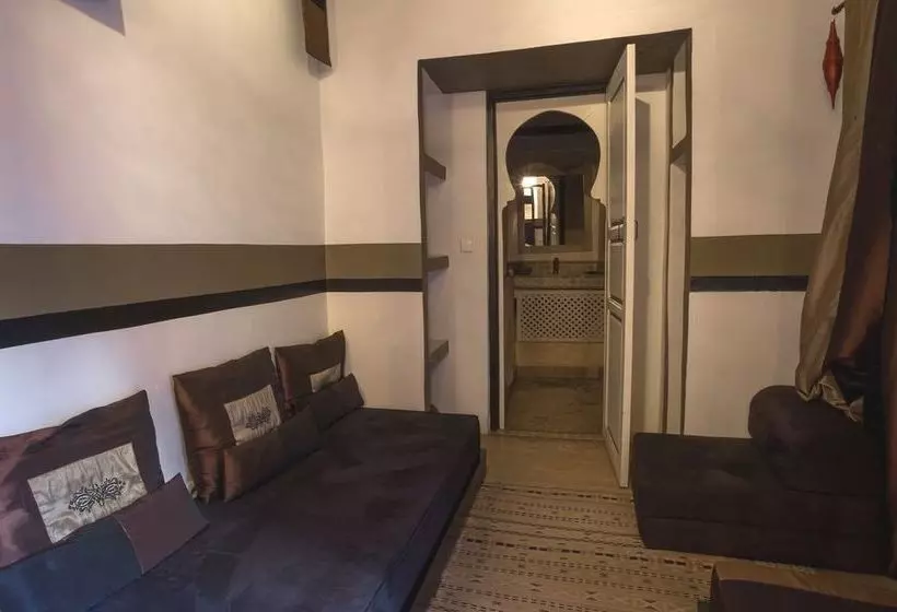 Riad 5 Sens