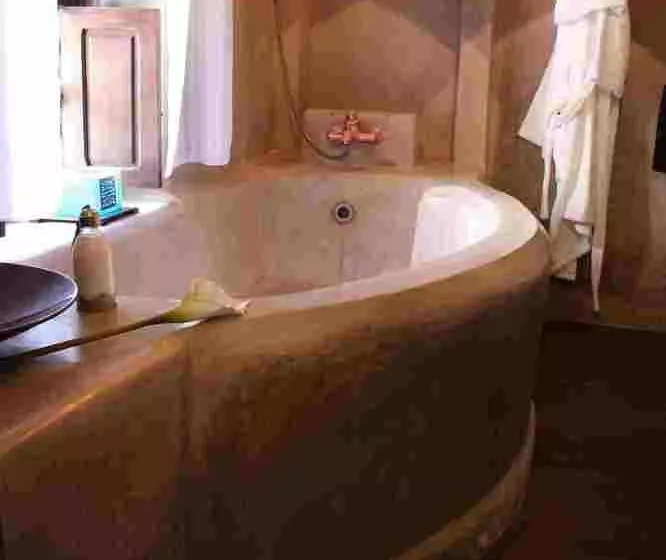 Riad 5 Sens