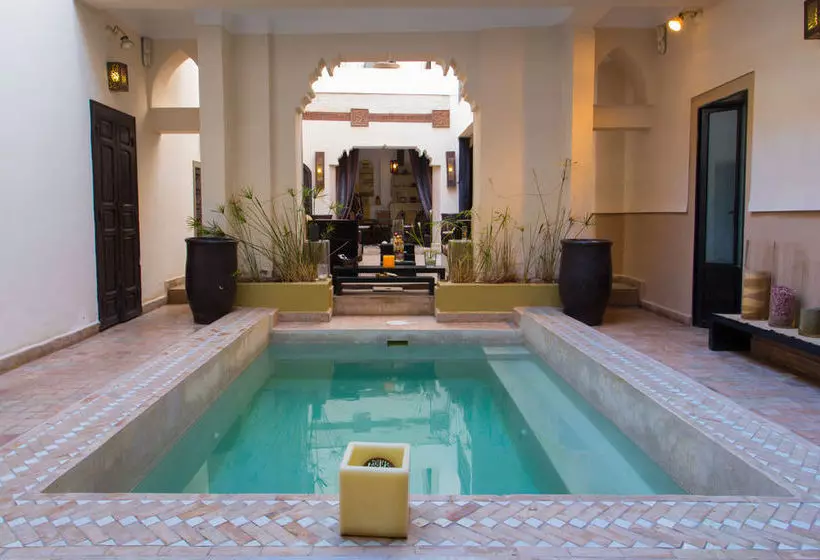 Riad 5 Sens
