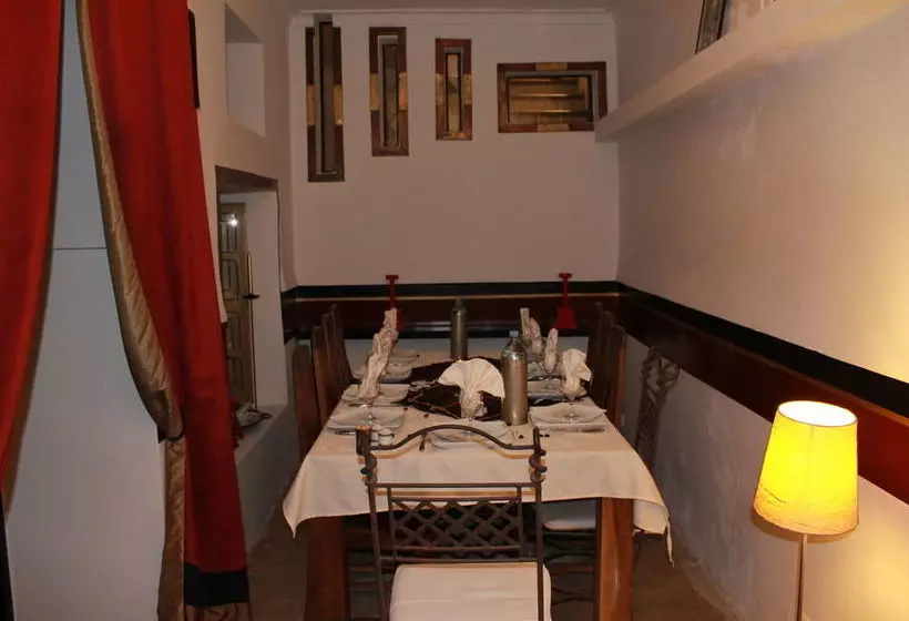 Riad 5 Sens