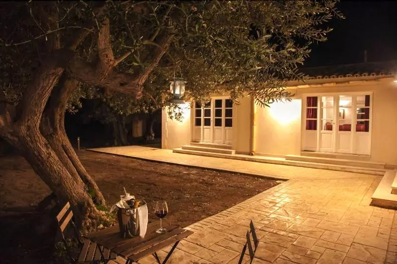 Zahir Country House