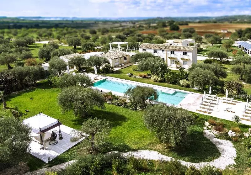 Zahir Country House