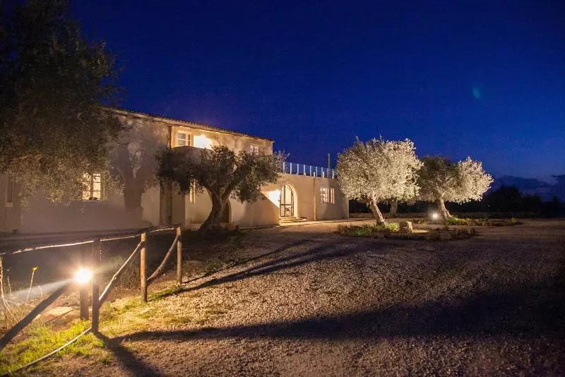 Zahir Country House