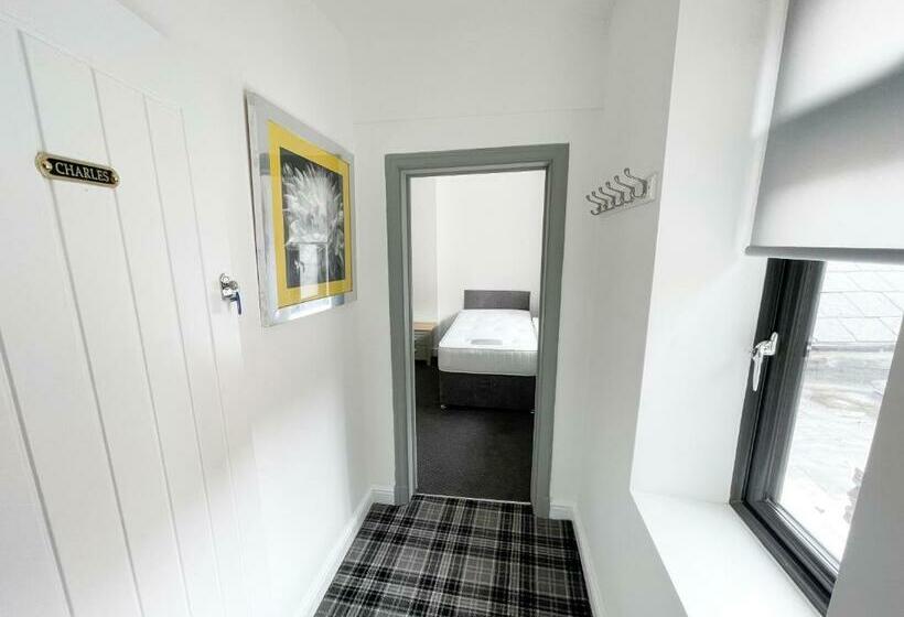 فندق صغير 53 Church Street