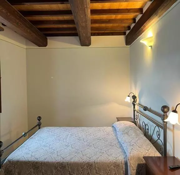 ホテル Agriturismo Le Sorgenti