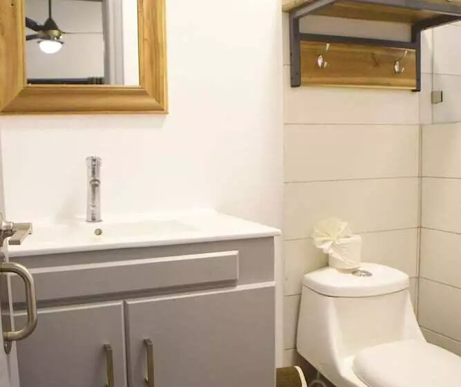 هتل Hostal Marina Samana