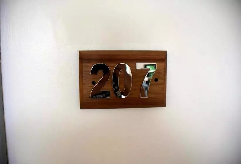 هتل Hostal Marina Samana