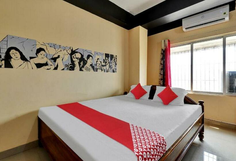 Hotelli Oyo Flagship 81185 Welcome Adress Homestay