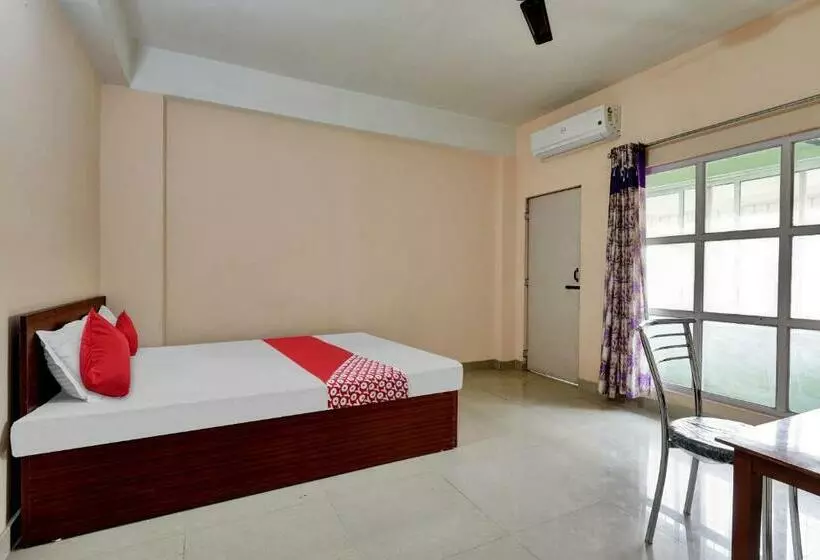 ホテル Oyo Flagship 81185 Welcome Adress Homestay