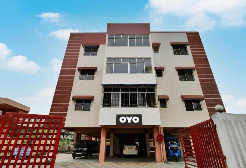 Hotelli Oyo Flagship 81185 Welcome Adress Homestay