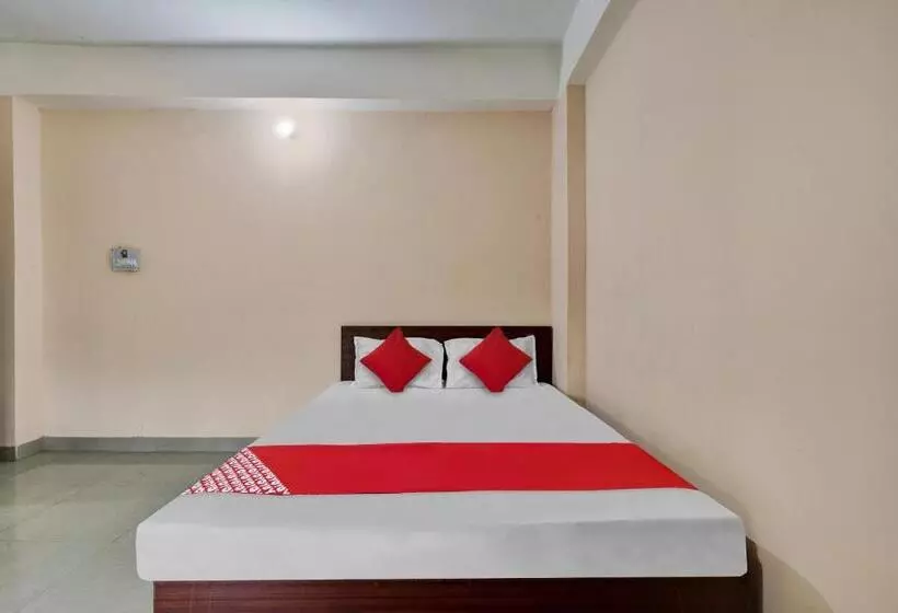 ホテル Oyo Flagship 81185 Welcome Adress Homestay