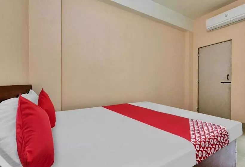 ホテル Oyo Flagship 81185 Welcome Adress Homestay