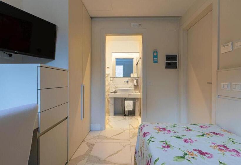 酒店 Villa Garulli