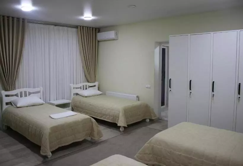 Hostel Vinograd