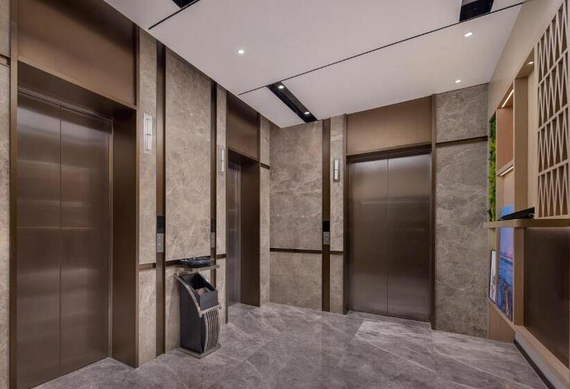 Hotell Home2 Suites By Hilton Wuhan Hankou Railway Station
