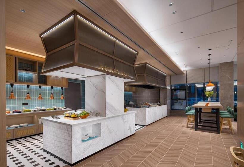 Hotell Home2 Suites By Hilton Wuhan Hankou Railway Station