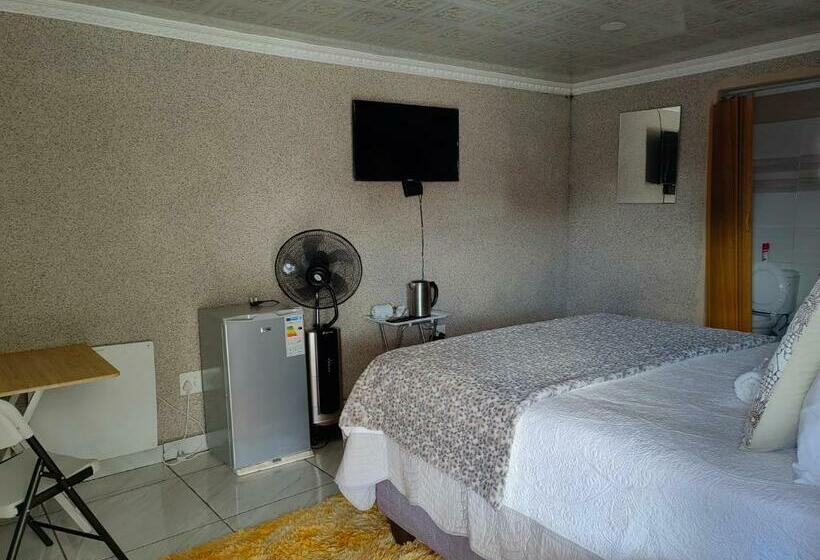 Regyana Bed And Breakfast