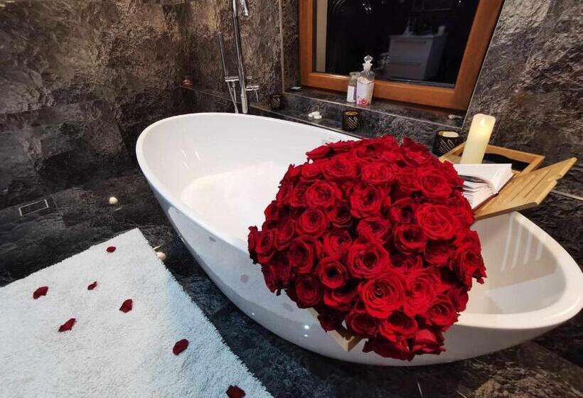 호텔 Agropensiunea La Bunici