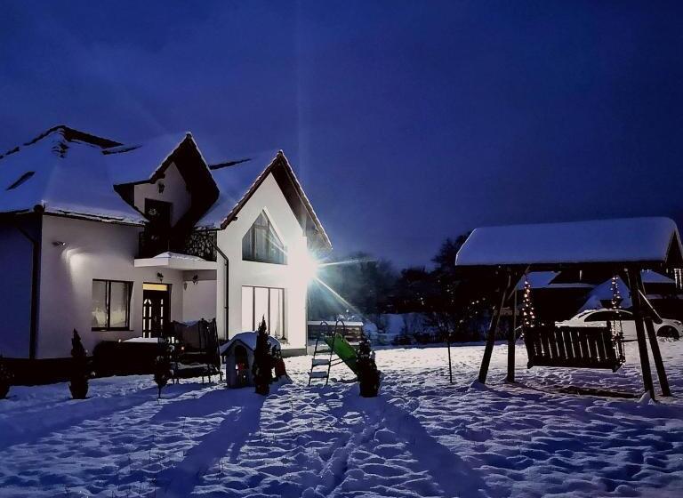 호텔 Agropensiunea La Bunici