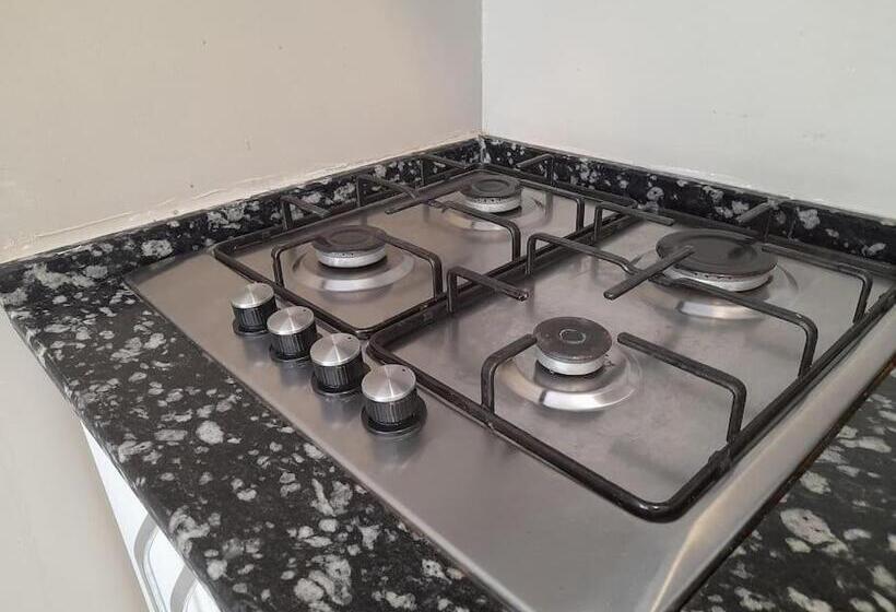 酒店 Near Oludeniz Beach Cozy Room With Kitchen