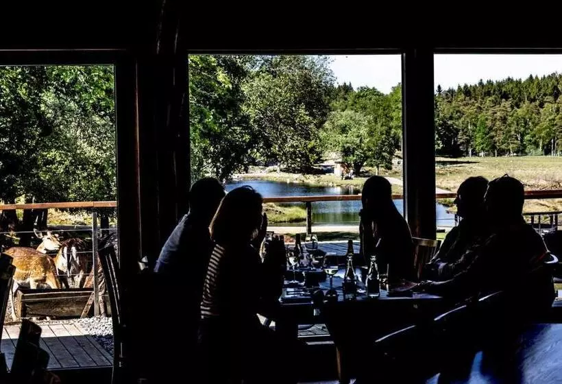 ペンション Stuga   Ulvereds Hjorthägn