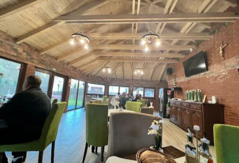 بنسيون Vila Pratum