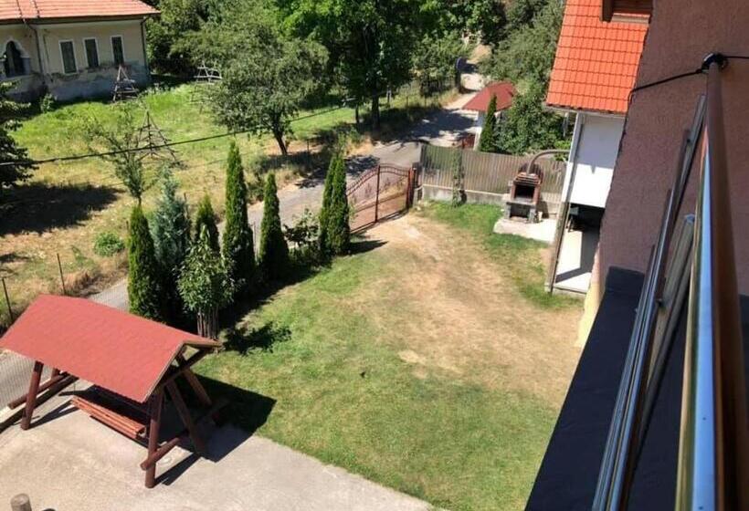 Pensiunea Valea Oiasca