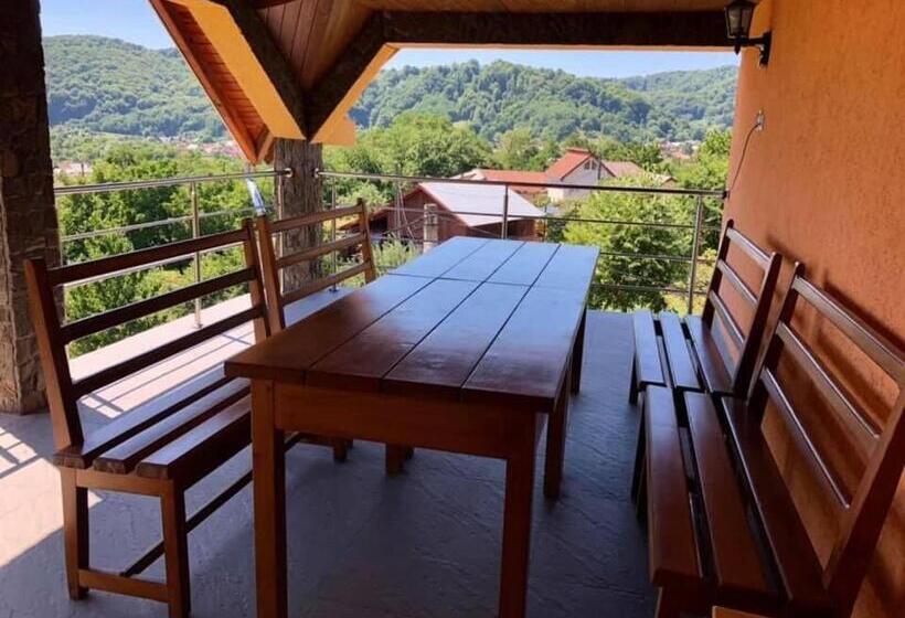 Pensiunea Valea Oiasca