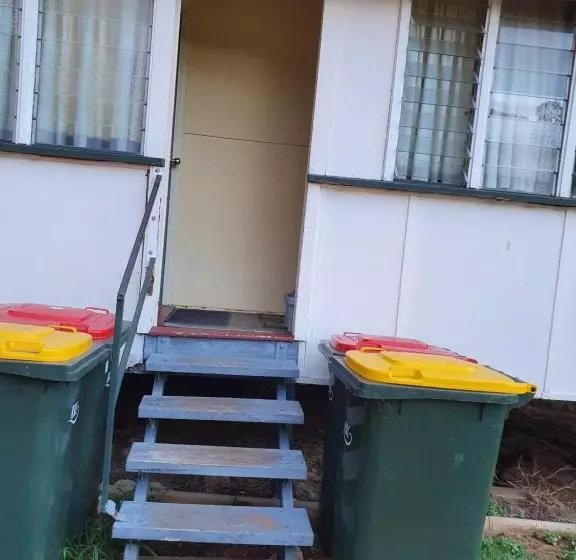 Retkeilymaja Golden Mt Rest Off Pepperina Lane