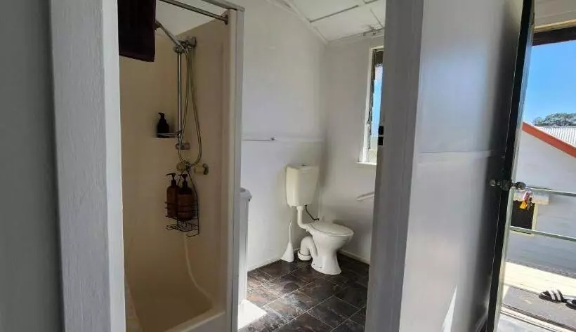 Retkeilymaja Golden Mt Rest Off Pepperina Lane