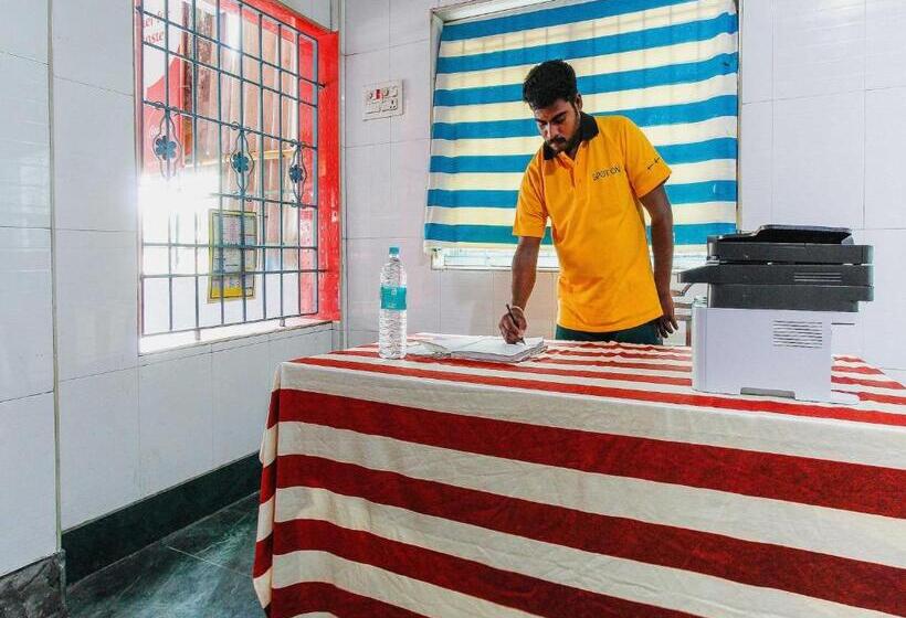 Oyo Flagship Hotel Annai