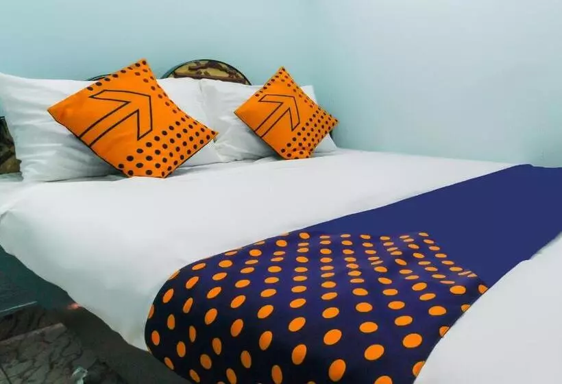Oyo Flagship Hotel Annai