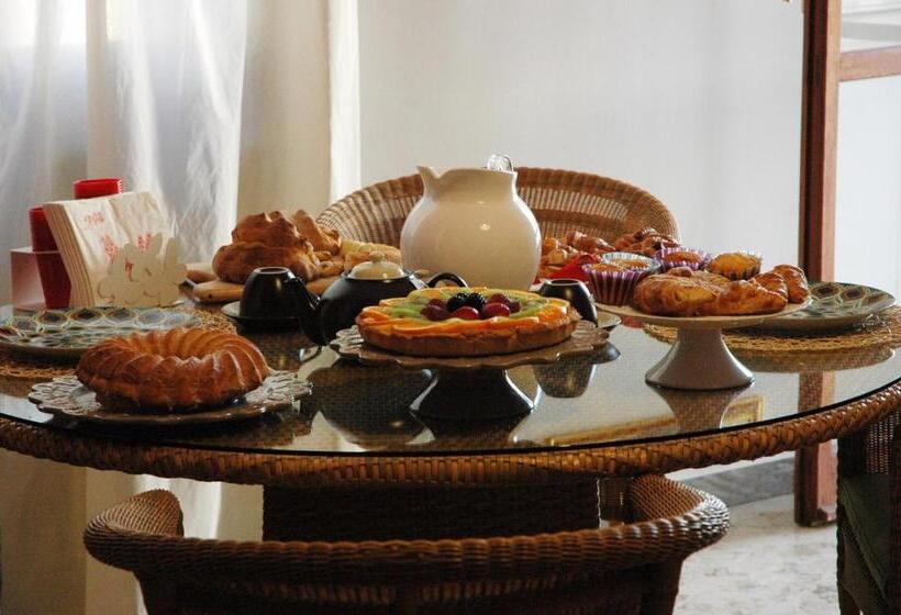 פנסיון I Tre Cardilli