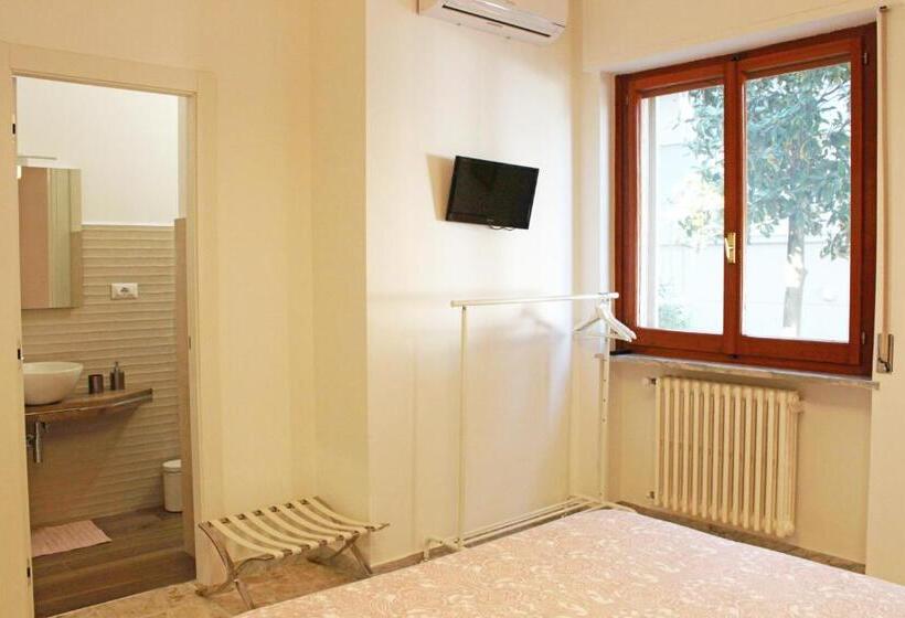 פנסיון I Tre Cardilli